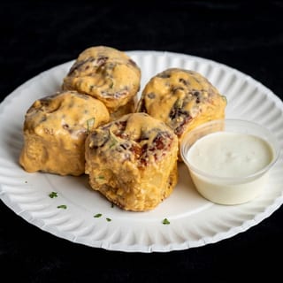 Buffalo Garlic Knots